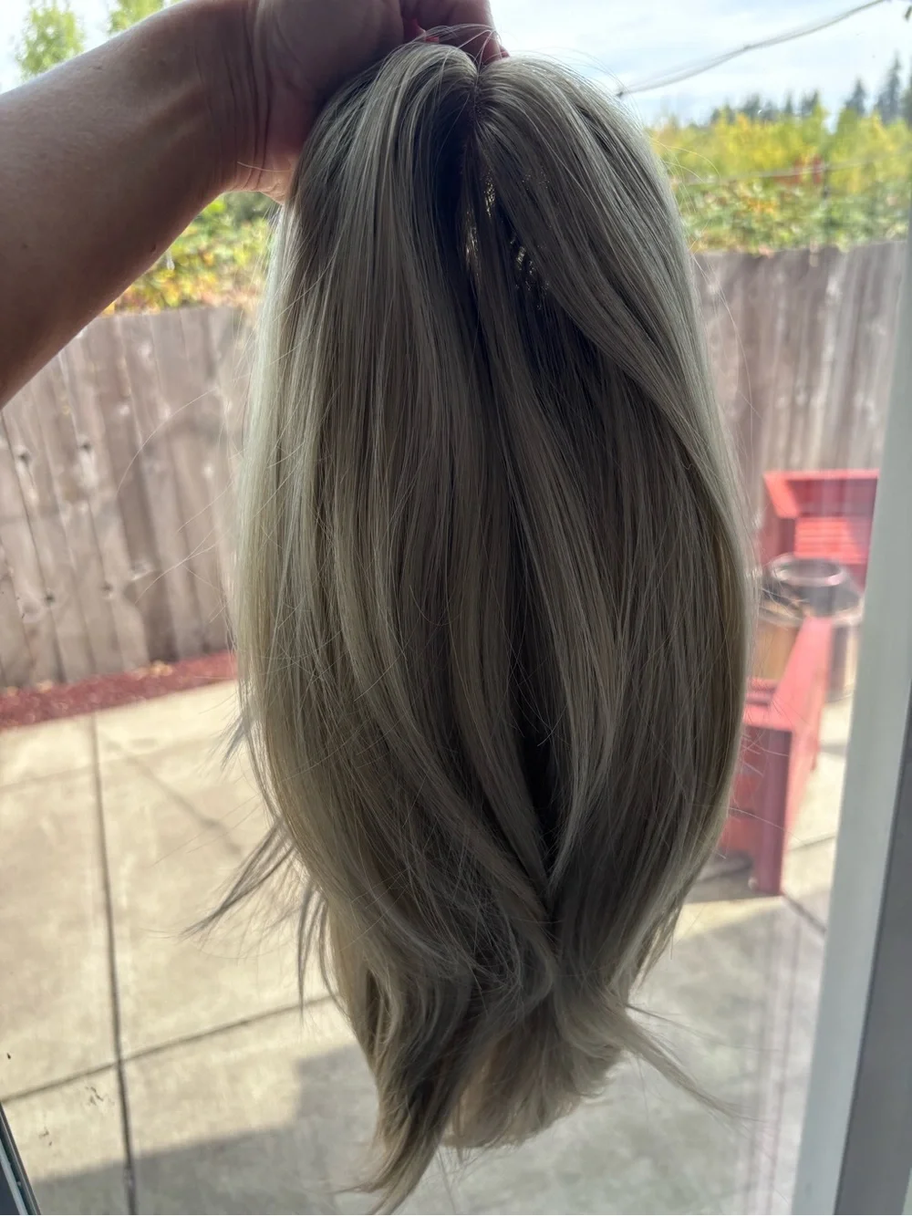 Avalon Snow on the Beach CSC Blonde Women’s Synthetic Wig